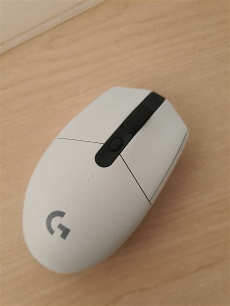 Logitech G304 wireless mouse, Computers & Tech, Parts & Accessories ...