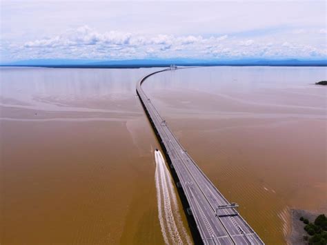 Premium Photo | The temburong bridge - brunei