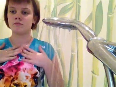 🚿ВЫЗОВ ПРИНЯТ/ ДУШ В ОДЕЖДЕ 💦(Софья) - YouTube