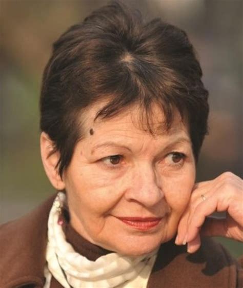 Snežana Stameska – Movies, Bio and Lists on MUBI