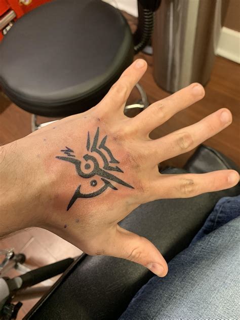 Update more than 67 dishonored hand tattoo super hot - in.coedo.com.vn
