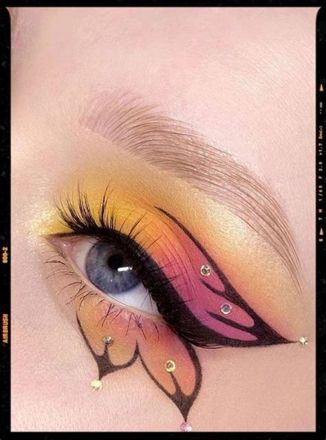 Pin by lakshi_yadav on Pins by you | Butterfly makeup, Eye makeup art ...