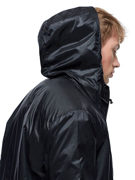 NYLON HOODED WINDBREAKER