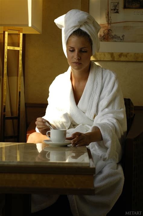 Iveta B : r/LadiesofMetArt