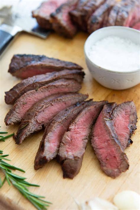 Sous vide marinated flank steak – Artofit