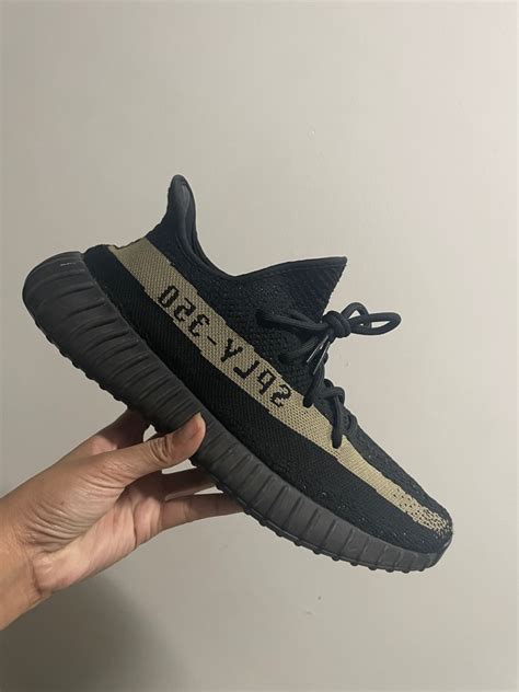Adidas Yeezy Boost 350 V2, Women's Fashion, Footwear, Sneakers on Carousell