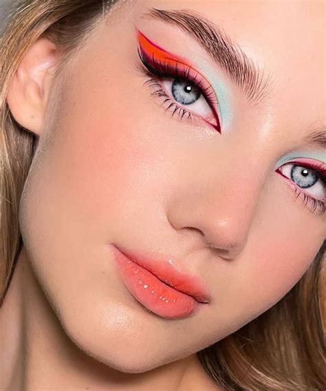 Пин от пользователя Karina Fraire на доске Maquillaje | Макияж глаз ...