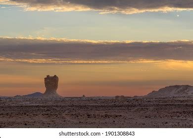 Sunrise Libyan Desert White Desert Limestone Stock Photo 1901308843 ...