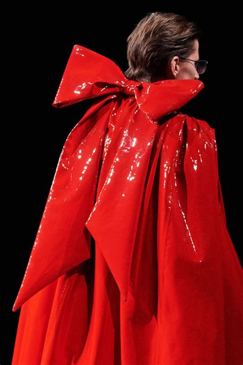 Balenciaga в 2020 г | Модные стили, Готовое изделие, Мода гламур