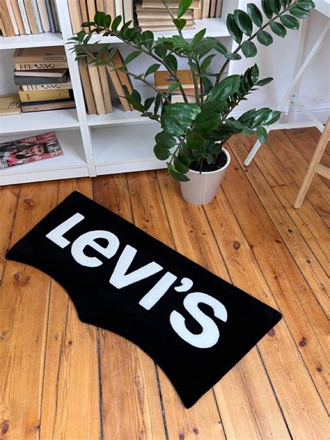 Ковёр ручной работы Levi’s | Ковер ручной работы, Ковры, Ковры ручной ...