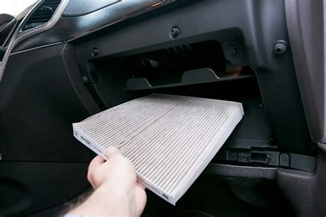 What's a Cabin Air Filter and When Should You Replace It? | Cars.com