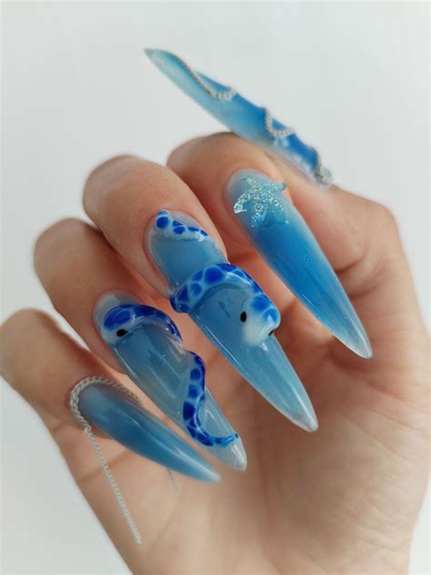 Маникюр со змеей in 2024 | Monster nails, Concert nails, Gel nails