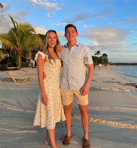 Katie Munroe (@_katiemunroe) • Instagram photos and videos