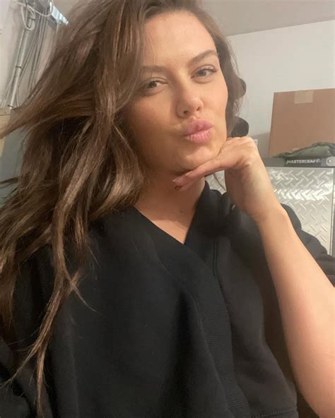 Bobbi Jo Dalziel (@bobbidl) • Instagram photos and videos