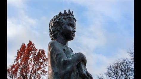 Памятник Анне Ярославне обкакали. Дочка Ярослава Мудрого. Королева ...