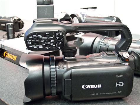 Canon XA10 Hands-On Review