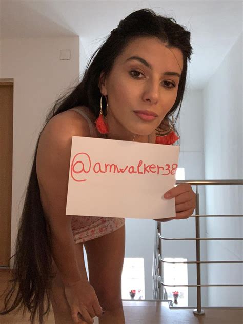 princesszenaxxx free onlyfans on Twitter: "Fan sign Friday for the
