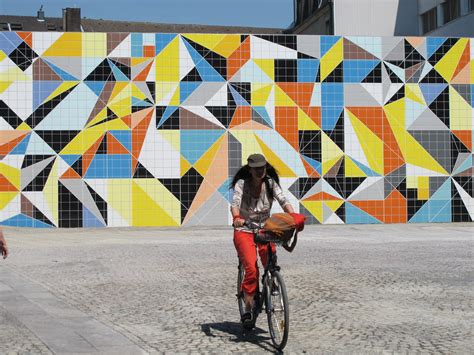 Sarah Morris | Capitain Petzel