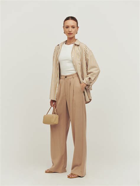 6 Stores Like Revolve to Start Shopping At | Who What Wear