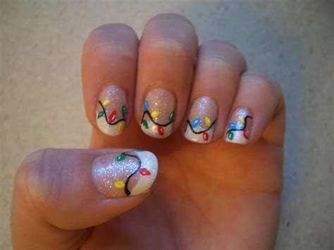 easy christmas fingernails 6