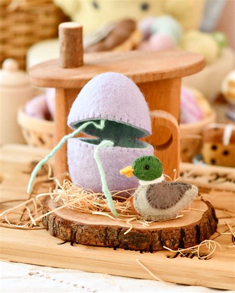 Felt Surprise Egg with Duck Inside | Tara Treasures