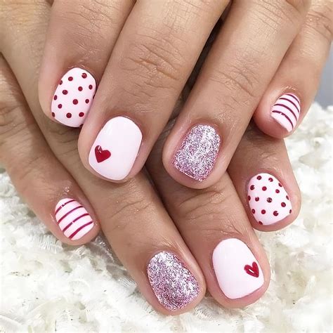 Amazon.com: Heart Press on Nails Short Square Fake Nails Petite Pink