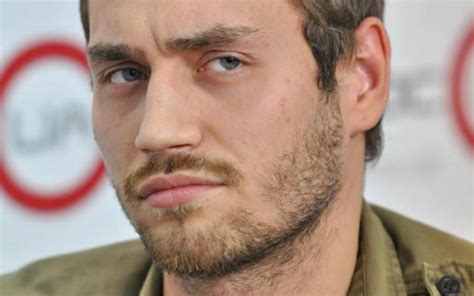 Холостяк-8: Рожден Анусі пошкодував про свій вибір - ЗНАЙ ЮА