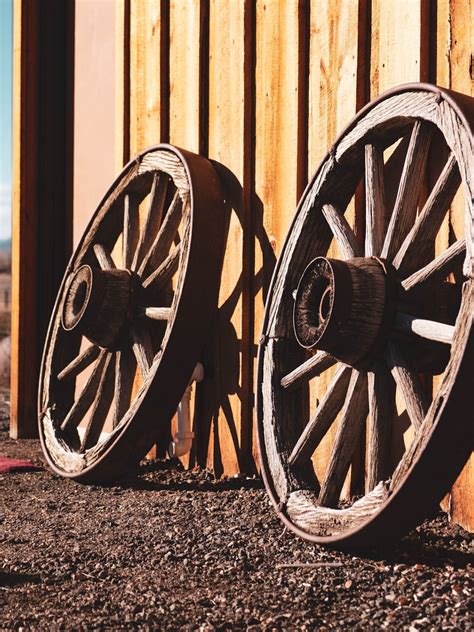 Reinvent The Wheel – Idiom Of The Day For IELTS