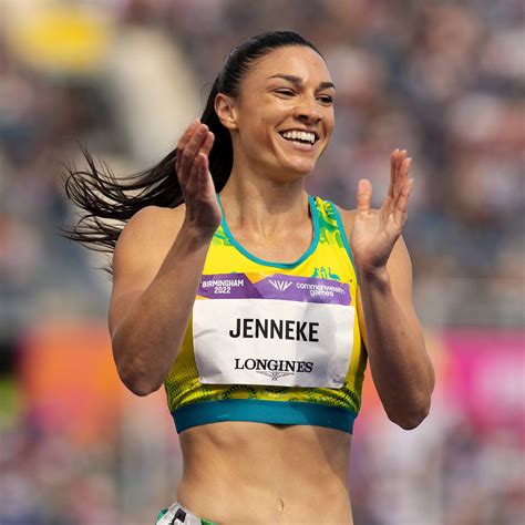 All smiles (Photo credit: Steve Christo) : r/MichelleJenneke