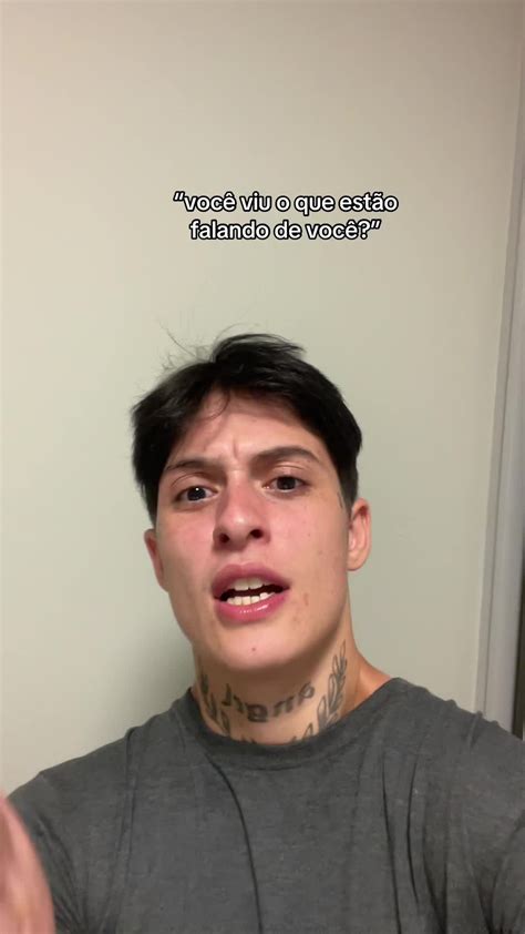 Torinha Dando O Cuzinho