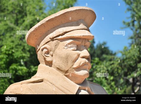 Statue to Stalin Stock Photo - Alamy