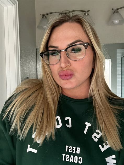 hi (@ohshititswomen) / Twitter