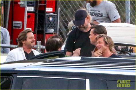 Brad Pitt Looks Buff in His Black Tee On Set with Leo DiCaprio!: Photo ...