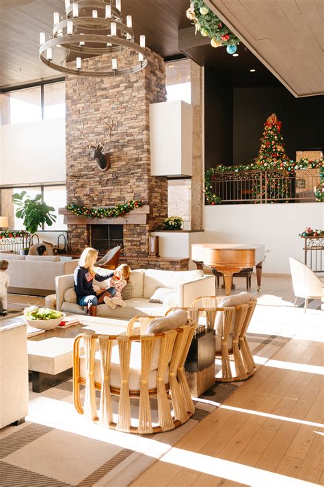 Holidays at Grand Geneva - Shining on Design