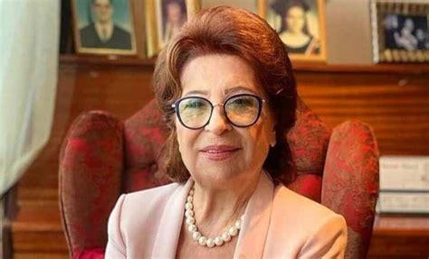 Gülseren Budayıcıoğlu'ndan yeni dizi müjdesi! Kral Kaybederse dizisinin ...