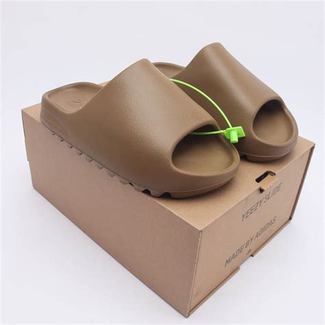 Тапочки x Yeezy Slide - купить с доставкой по выгодным ценам в интернет ...