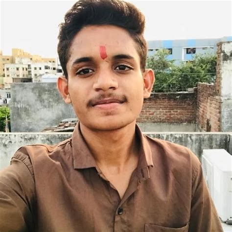 𝓜𝓪𝔂𝓾𝓻🤘 (@mayur24._) on Threads