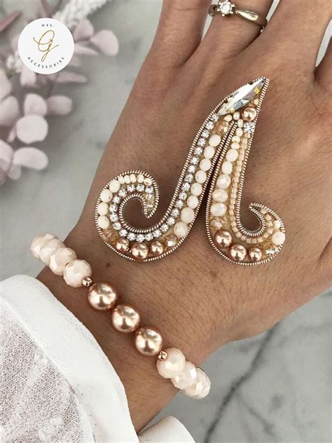 Брошь буква Л от mrs.Gurina | Bangles, Jewelry, Brooch