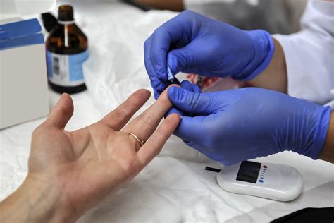 cek darah  metode finger prick kelebihan  kekurangannya plebo