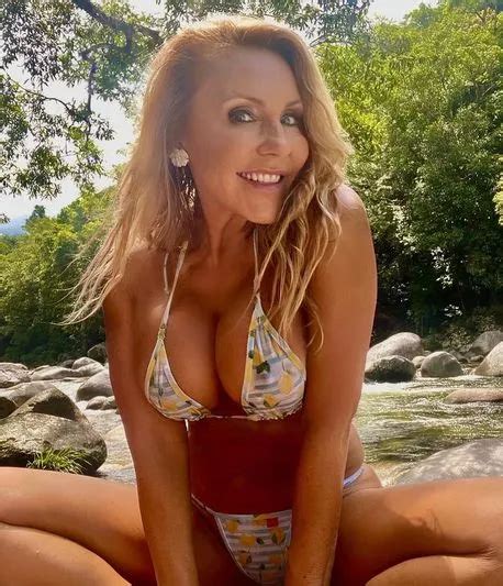 Mature model branded 'sexiest woman on Instagram' ditches bra for racy ...