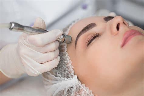 O que faz um esteticista e quanto ganha? - Universidade Tuiuti do Paraná