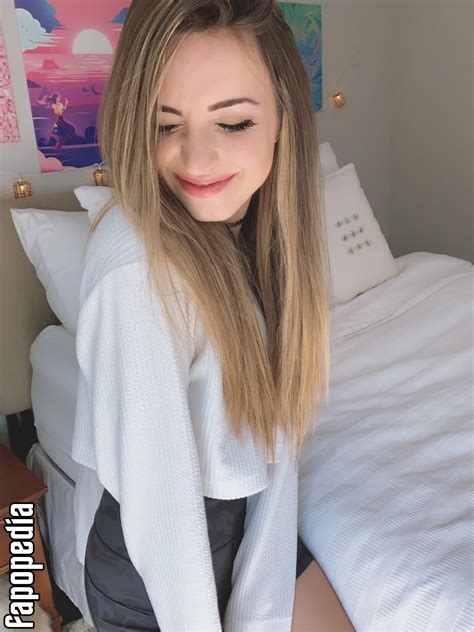 Gibi Asmr Nude Leaks Photo Fapopedia | My XXX Hot Girl