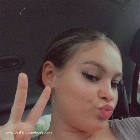 Lovelybunni’s Official Social Fan Page | LoyalFans