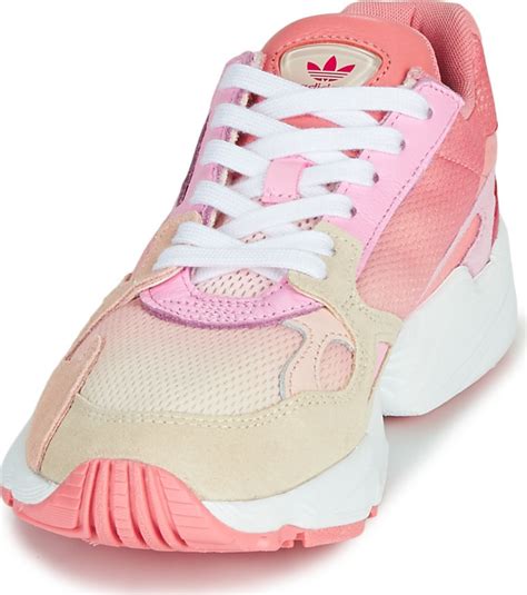 Adidas Falcon - My Sneaker