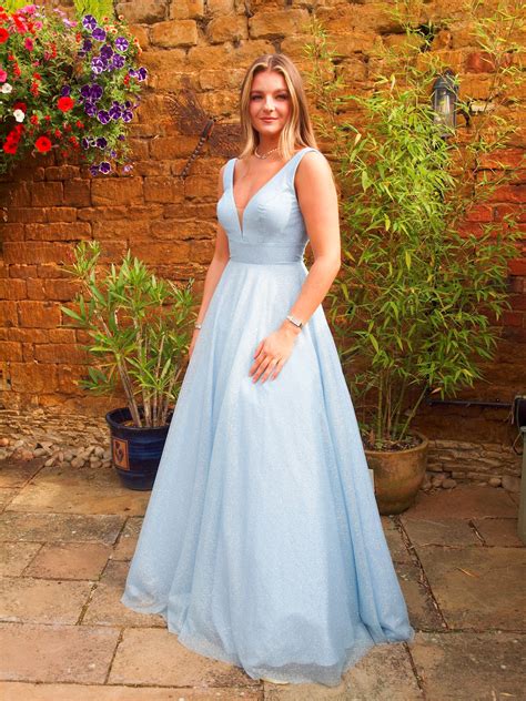 A Prom Dresses Red Gown Guarantees Youll Stand Out