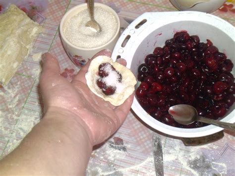 Вареники с вишнями | Готовим вкусно и по-домашнему
