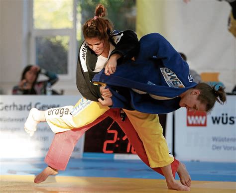 Judo-Frauen des KSV Esslingen starten mit einem Unentschieden gegen