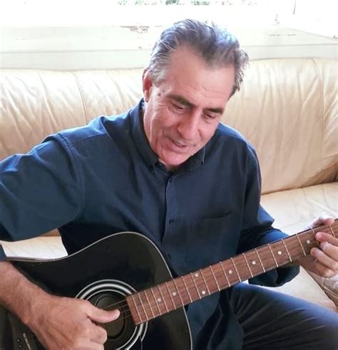 “Ο πρίγκιπας Λεμόνης και η όμορφη Κρεμμύδω” – Γιώργος Σακελλαρίδης