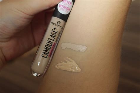 Essence camouflage+ healthy glow concealer Review und Swatches ...