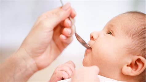 Vitamin D für Babys: Darum ist die Einnahme wichtig | Eltern.de